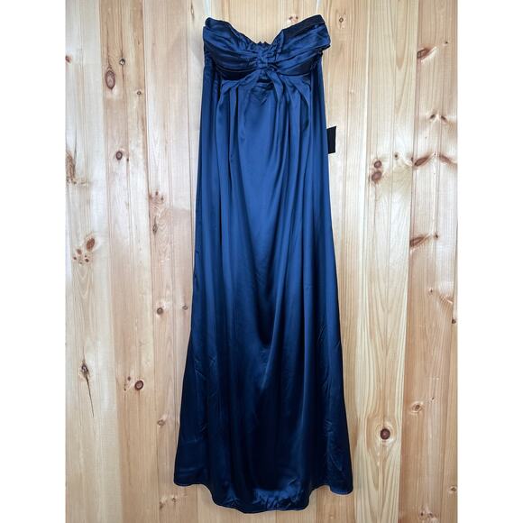 NWT Lulus Memorable Entrance Dark Blue Strapless Satin Maxi Dress Bridesmaid M - Picture 2 of 8